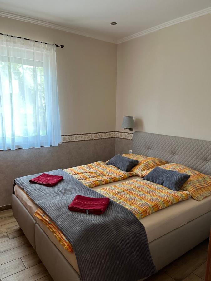 Villa Gracia Patince Dış mekan fotoğraf