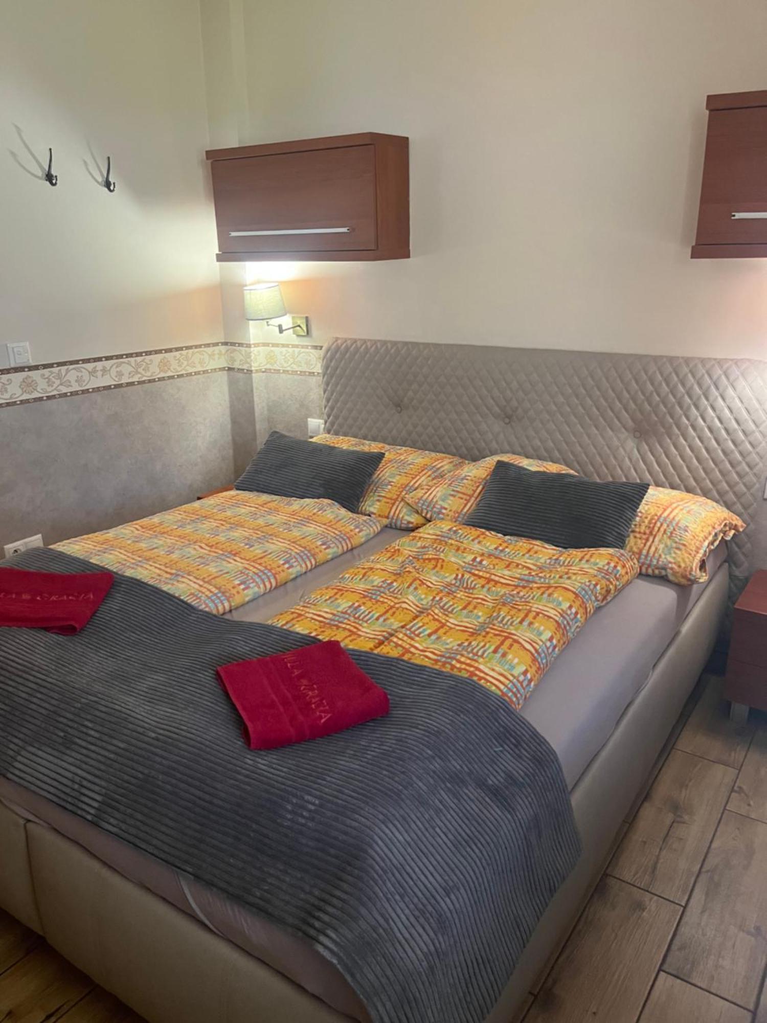 Villa Gracia Patince Dış mekan fotoğraf