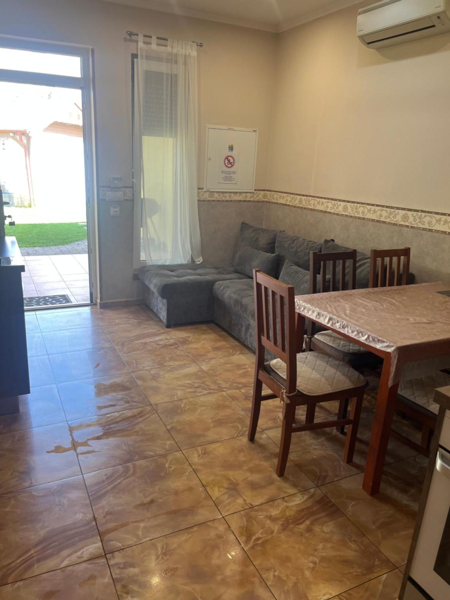 Villa Gracia Patince Dış mekan fotoğraf